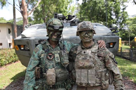 us military in singapore